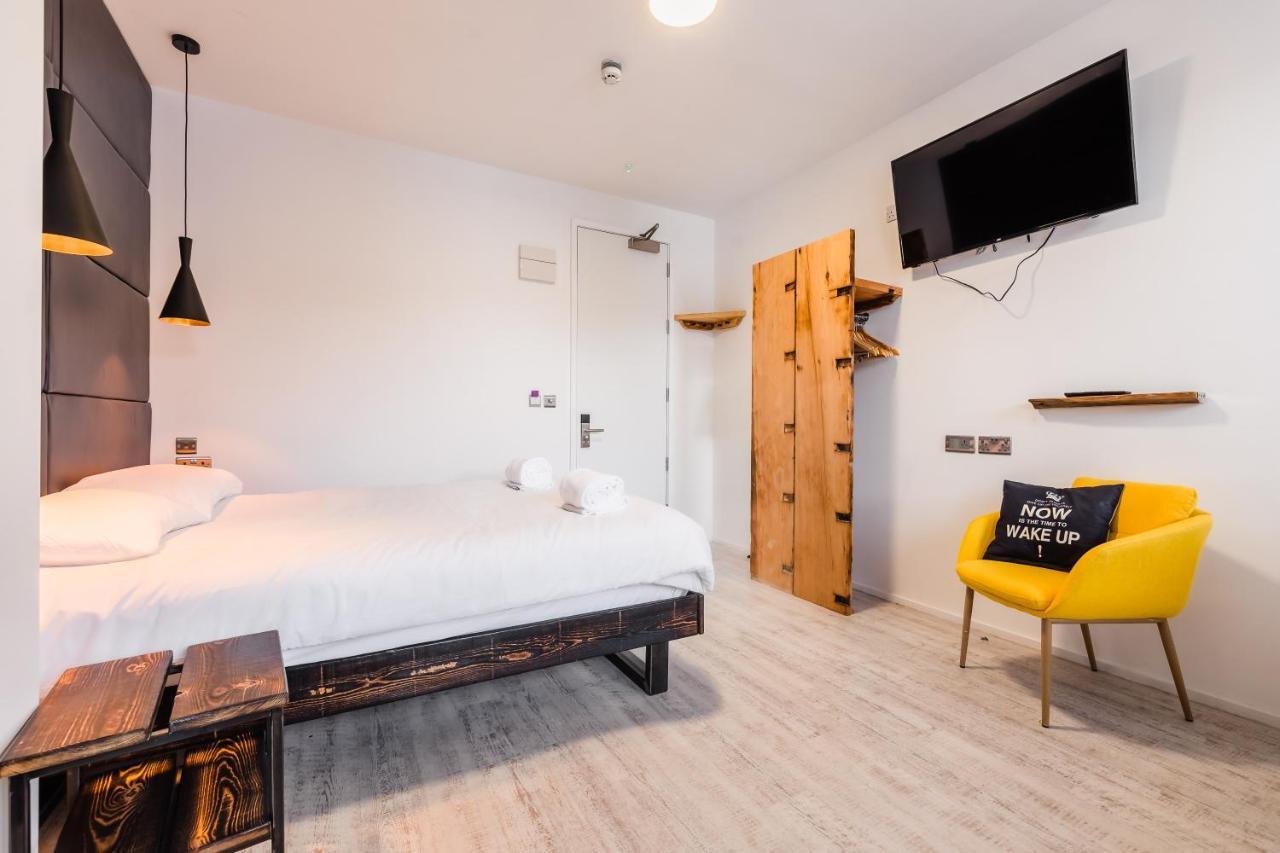 Cardiff Arms Bistro & Hotel Treorky ภายนอก รูปภาพ