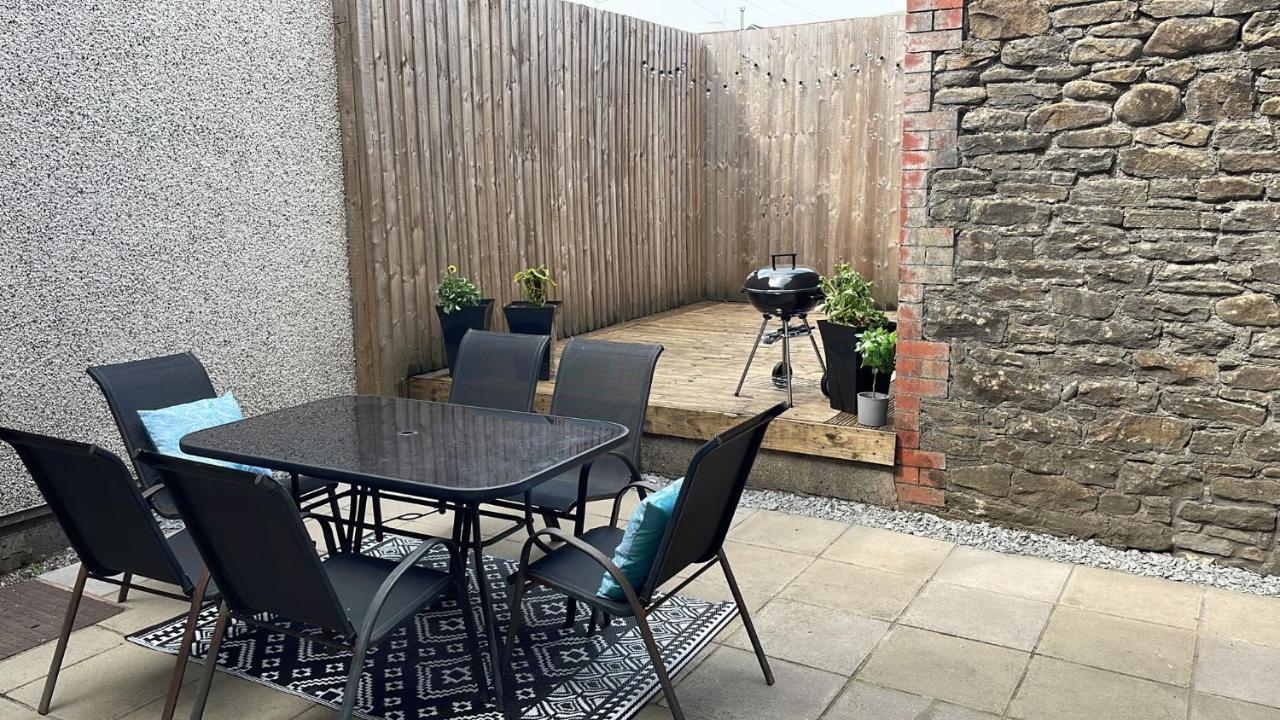 Cardiff Arms Bistro & Hotel Treorky ภายนอก รูปภาพ